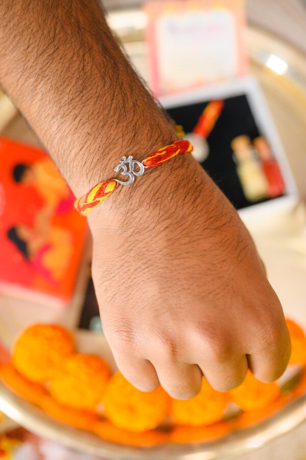 Divine Om Rakhi - Image 2
