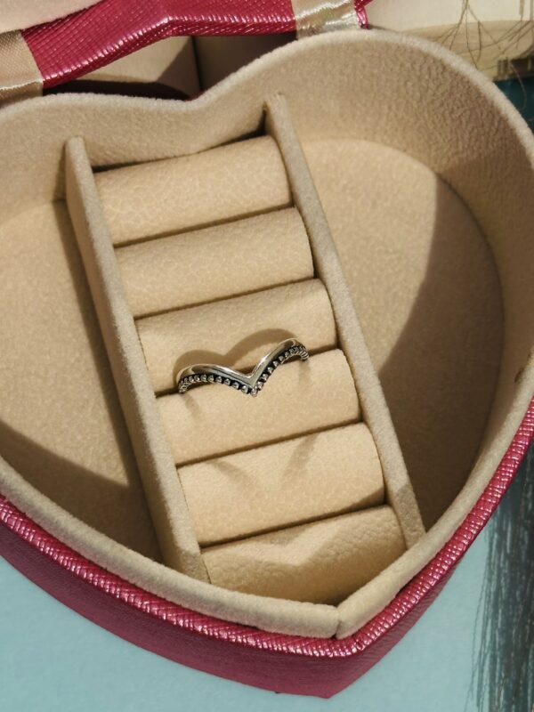 Dusky Vanki Ring