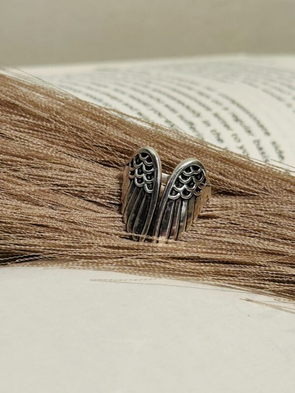 Smoky Feather - Image 3