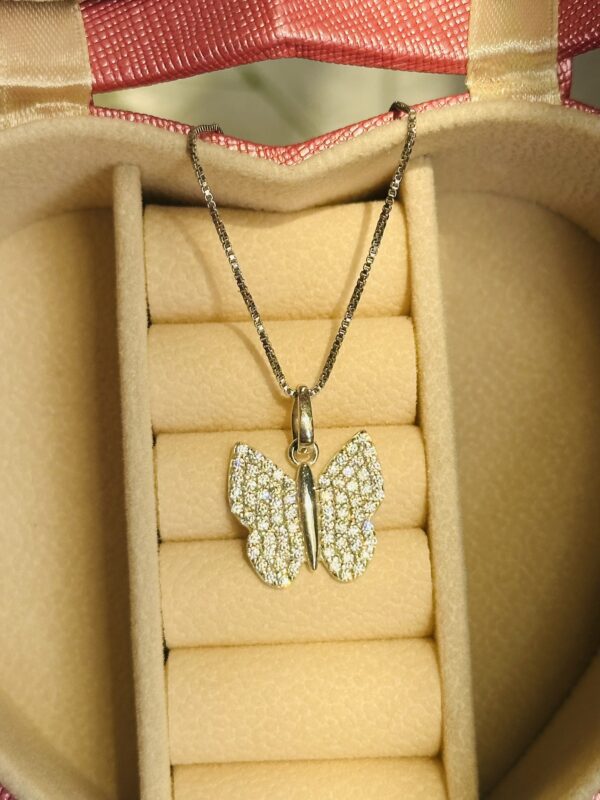 Sparkle Flutter Neckpiece