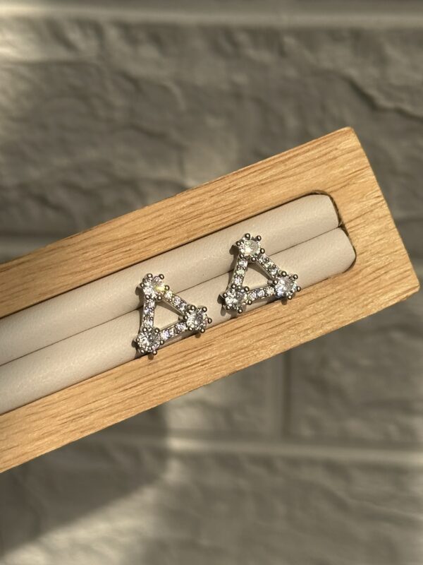 Minimal Studs - Image 2
