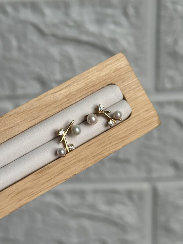 Minimal Studs - Image 2