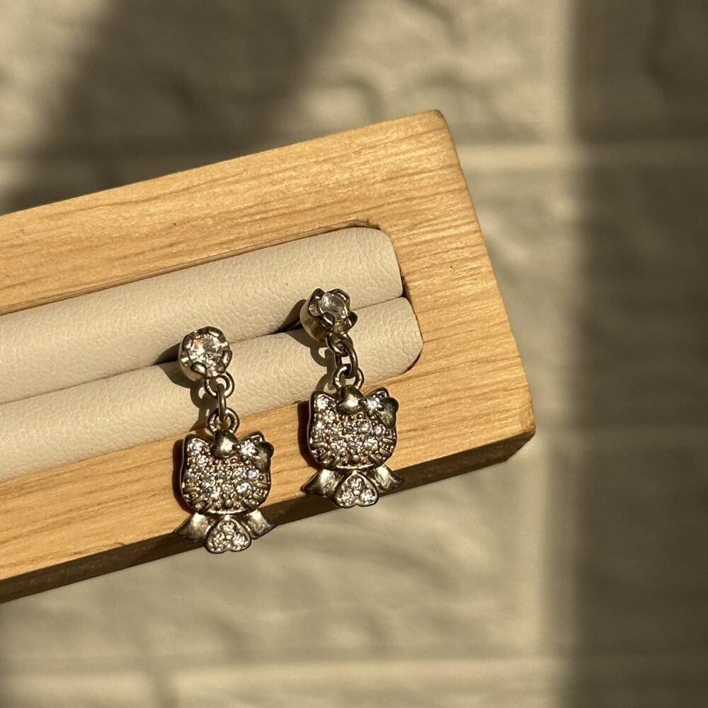 Minimal Studs