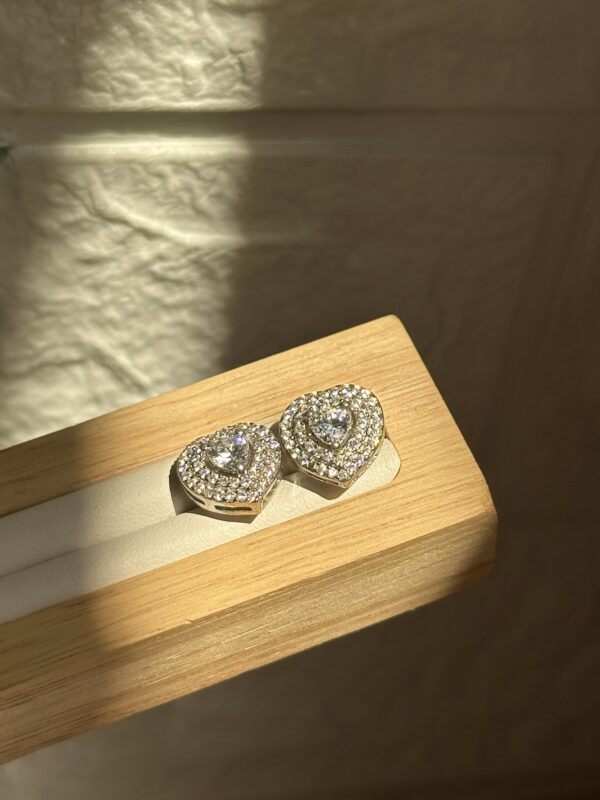 Minimal Studs - Image 5